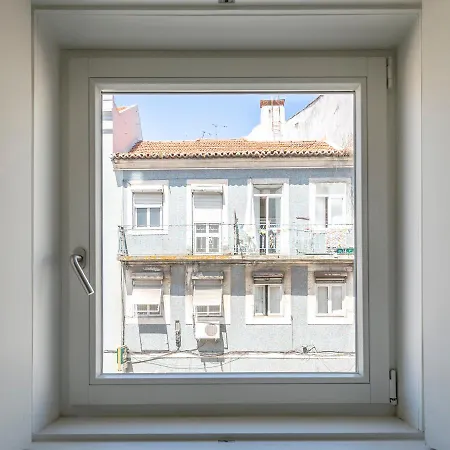 Altido Stylish 5br With Big Terrace In Principe Real Pensjonat Lizbona