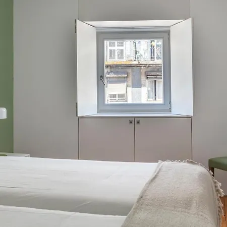 Altido Stylish 5br With Big Terrace In Principe Real Pensjonat Lizbona