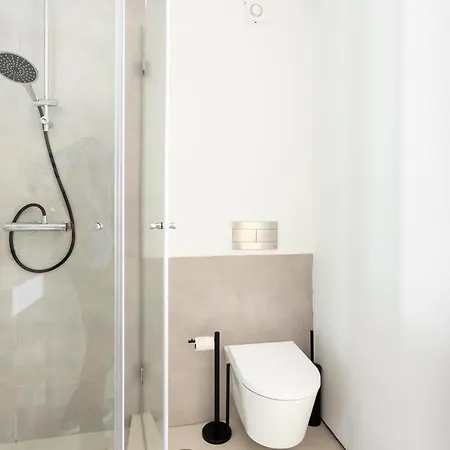 Altido Stylish 5br With Big Terrace In Principe Real Maison d'hôtes 3*