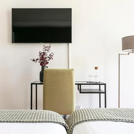 Гостевой дом Altido Stylish 5br With Big Terrace In Principe Real 3*